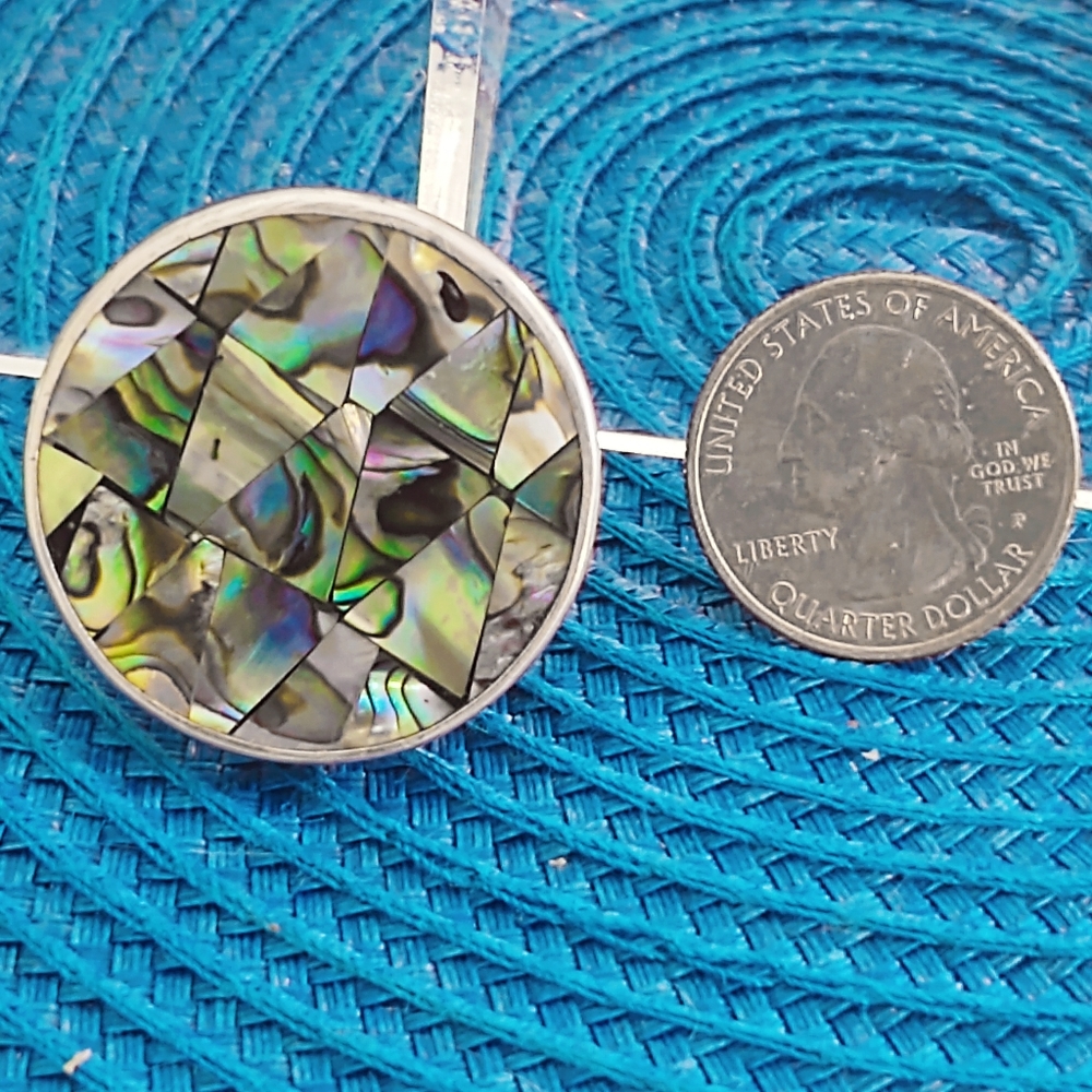 Vintage Oversized Sterling Silver & Abalone Signed Ring- 6.5 - Picture 3 of 8